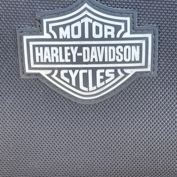 Harley Davidson Tail Bag and Rain Cover - Picture 11 of 16
